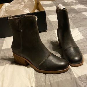 Sorel 8.5 cate bootie